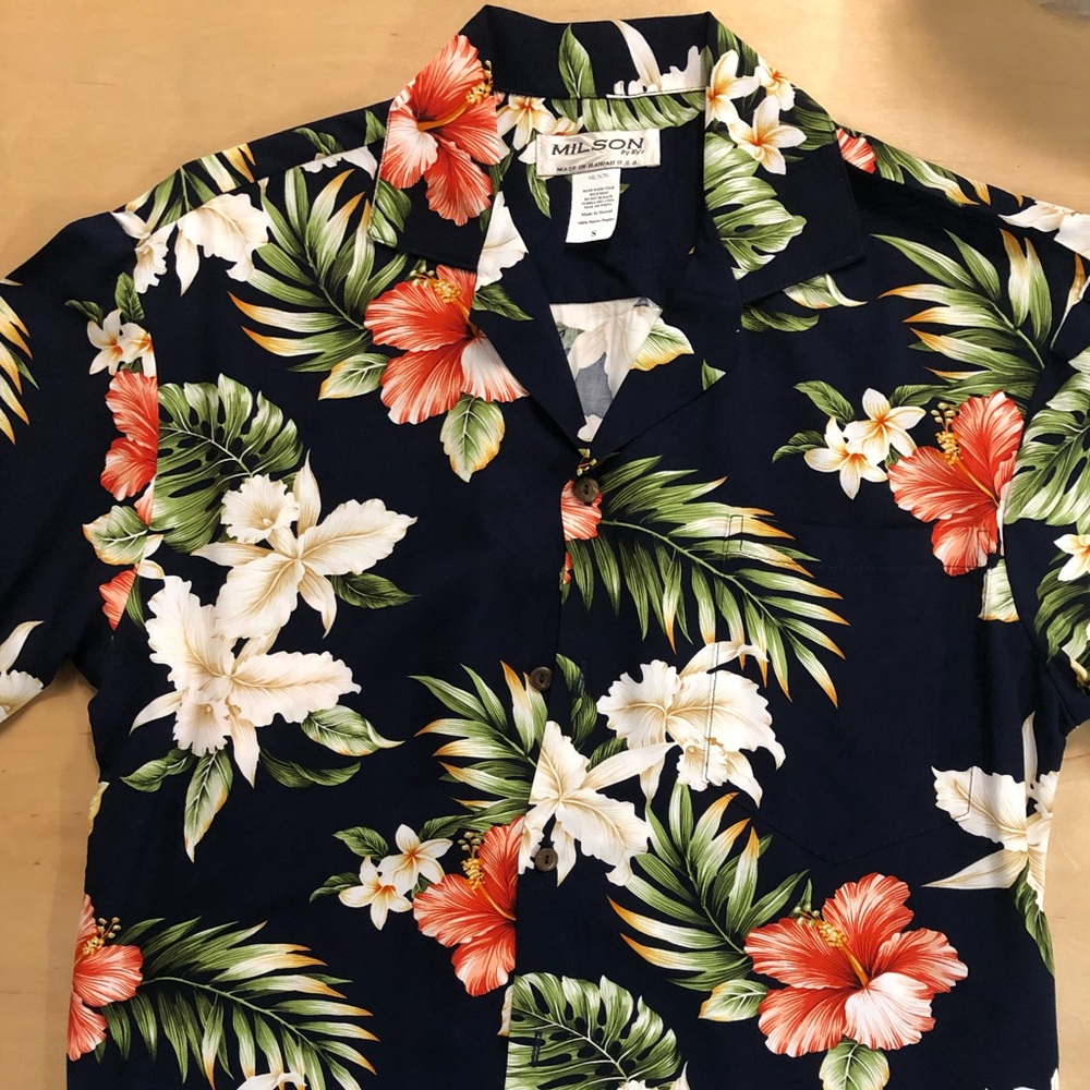 Blue Majestic Hibiscus 100% Rayon Hawaiian Shirt